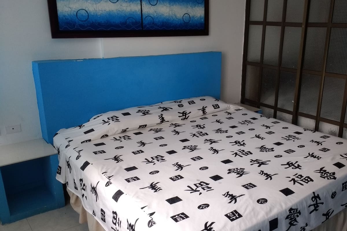 Caja de seguridad en la habitación y cunas gratuitas