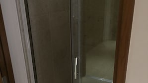Deluxe Apartment, 2 Bedrooms | Bathroom shower - Baker Street (London)