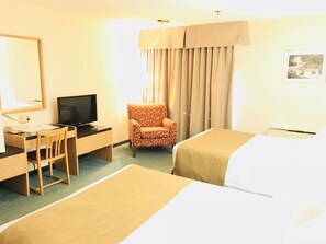 Quarto casal standard, 2 camas Queen | Vista do quarto