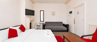 Saji Hotel Ilford