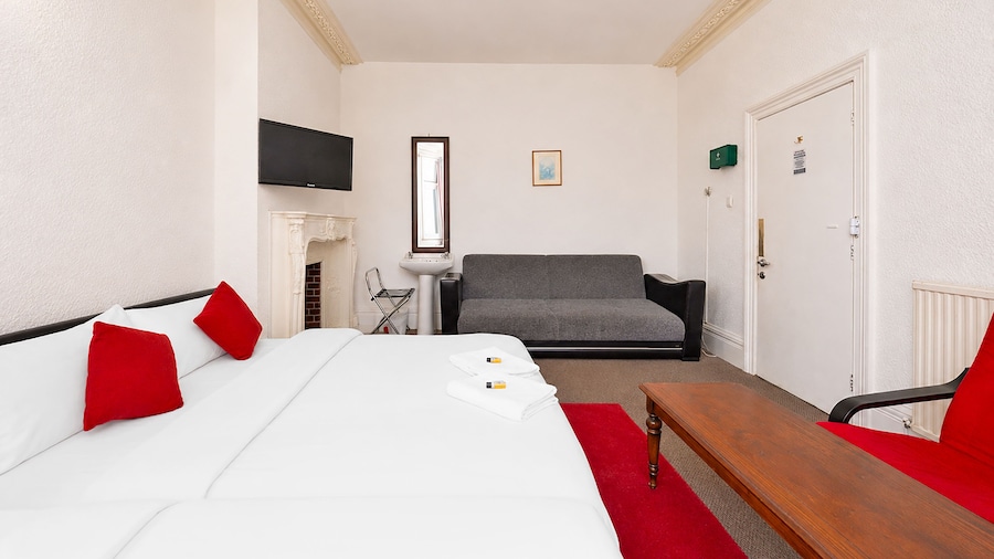 Saji Hotel Ilford