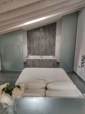 Exclusive-Loft, eigenes Bad | Innenbereich