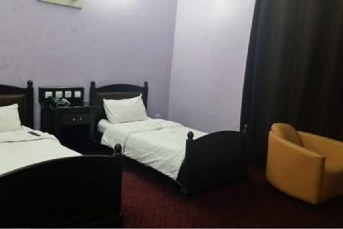 minibar, individually decorated, individually furnished