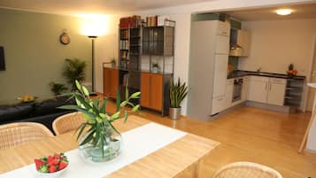 1 chambre, chambres insonorisées, fer et planche à repasser