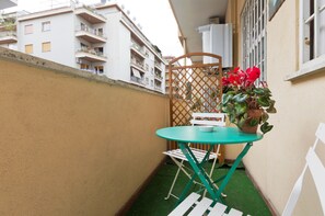 Chambre Double Design | Balcon