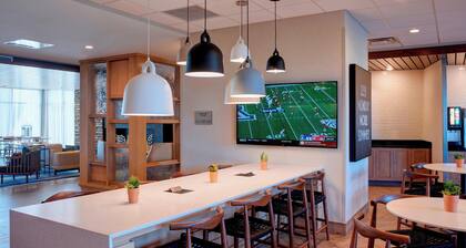 Fairfield Inn & Suites by Marriott Columbus, IN