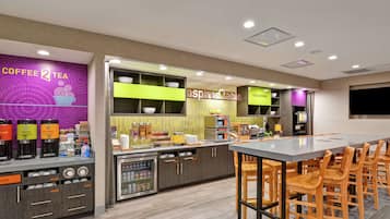 Free daily buffet breakfast