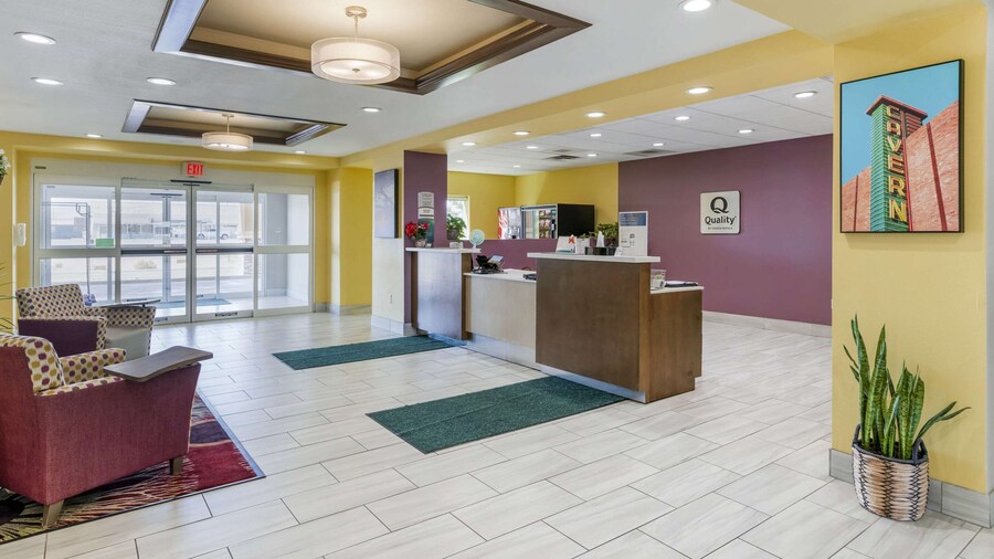Quality Inn & Suites Carlsbad Caverns Area