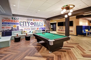 Lobby - Tru by Hilton Raleigh Durham Airport (Morrisville)
