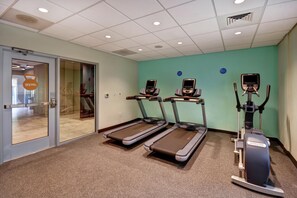 Fitness facility - Tru by Hilton Raleigh Durham Airport (Morrisville)