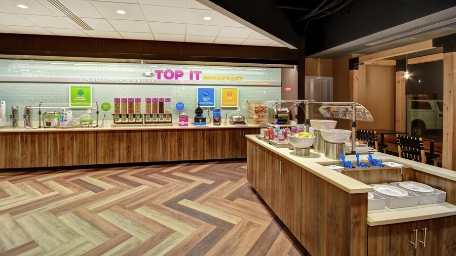 Tru by Hilton Raleigh Durham Airport