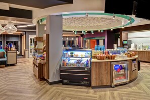Snack bar - Tru by Hilton Raleigh Durham Airport (Morrisville)