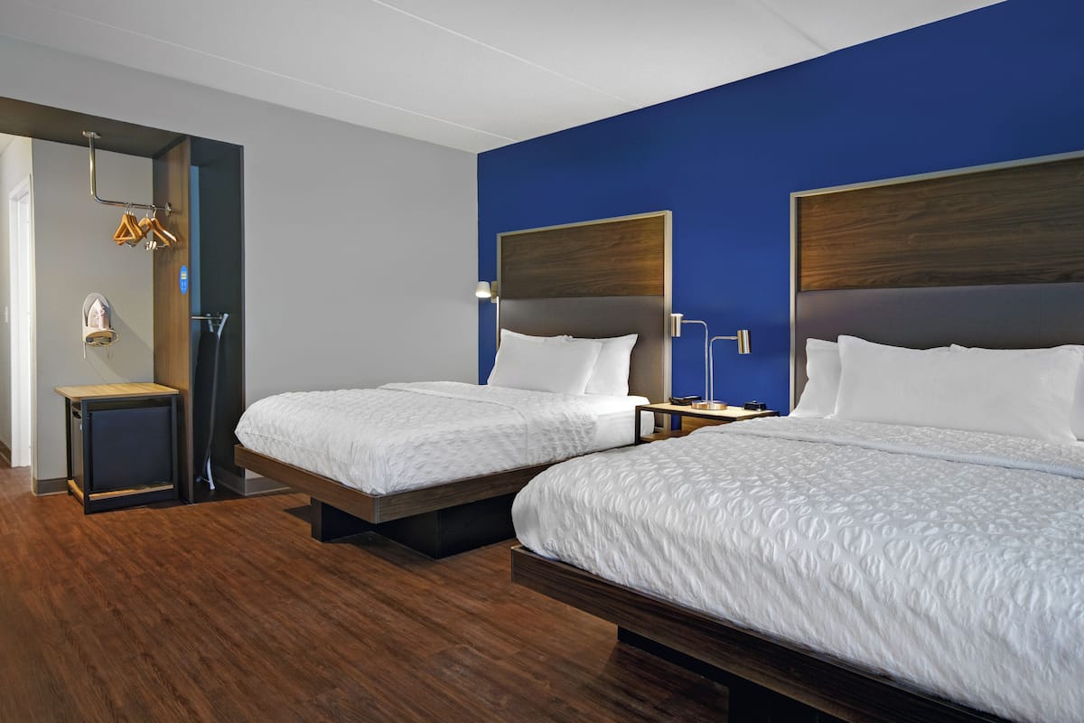 desk, blackout curtains, iron/ironing board, free wifi