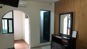 واي فاي مجانًا وملاءات أسرّة