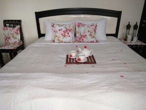 Doppelzimmer, 1 King-Bett, Nichtraucher, Bergblick