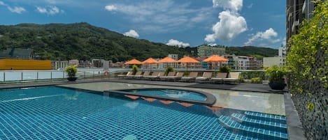 Outdoor pool, sun loungers