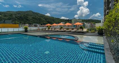 New Square Patong Hotel