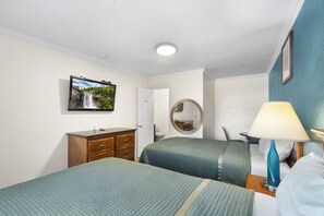 Double Room | Free WiFi, bed sheets