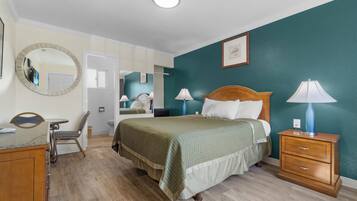 Single Room | Free WiFi, bed sheets