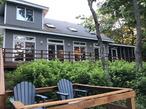 Property grounds - Private beach and wooded retreat on Coonamessett Pond (Falmouth)