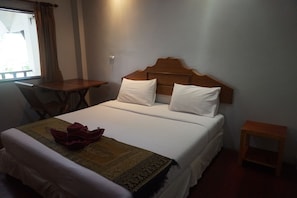 Standard Double Room | Blackout curtains, rollaway beds, free WiFi - Buppha Resort (Takua Pa)