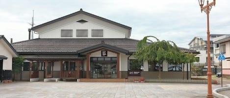 Fachada de la propiedad