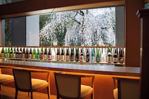 Bar (on property) - Surikamitei Ohtori (Fukushima)