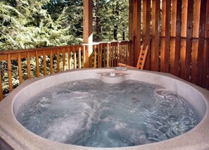 Bain à remous extérieur