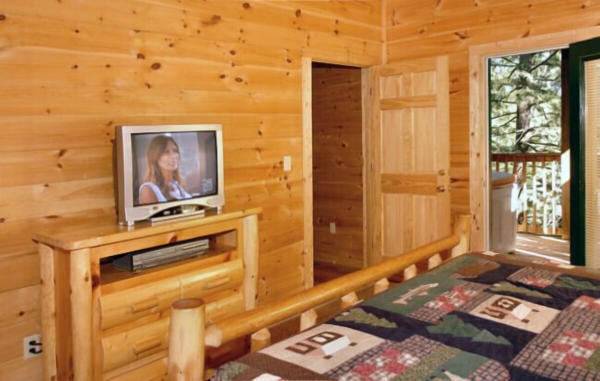 Photo 39 of Book NOW and receive tickets to Dollywood, Anakeesta and many more