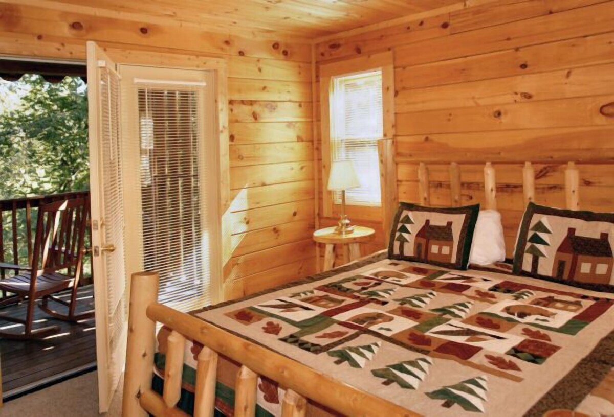 Photo 31 of Book NOW and receive tickets to Dollywood, Anakeesta and many more