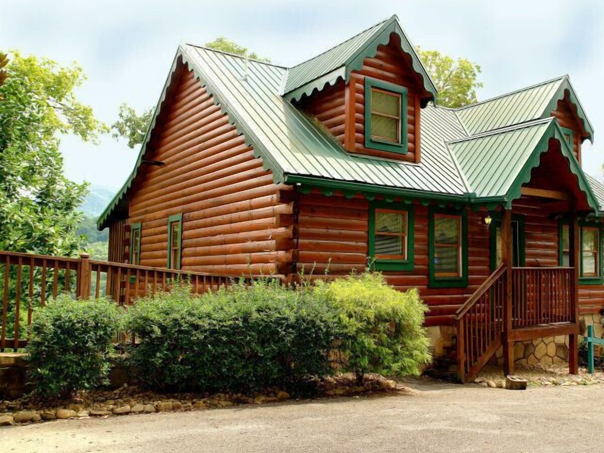 Photo 36 of You'll have the views in this 3 BR/3 BA true log chalet with 2200 square feet and all the amenities.