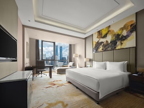 Grand King Room (with view) | Premium bedding, down duvets, minibar, in-room safe