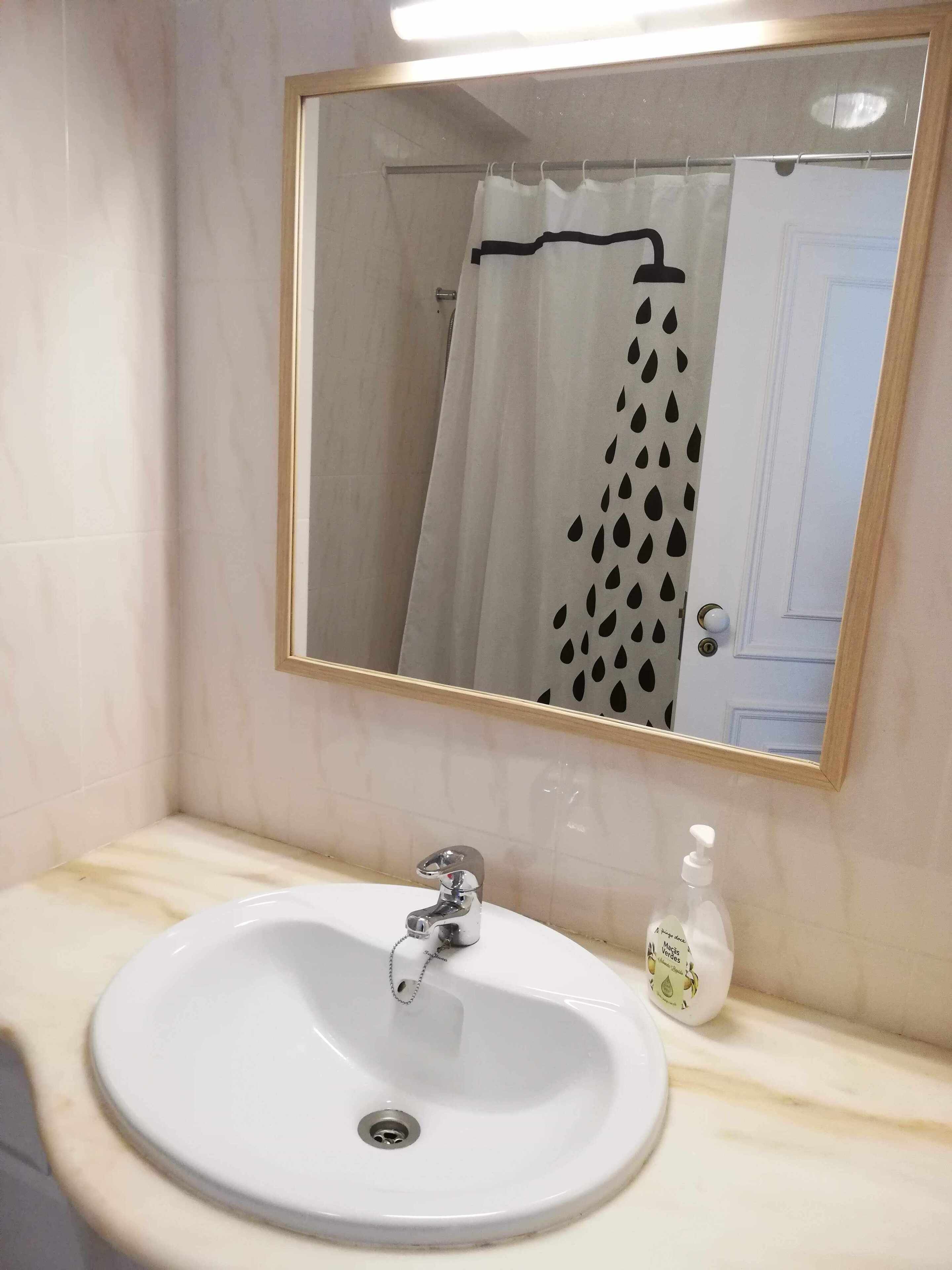 ヘアドライヤー、タオル