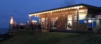 素晴らしい海の景色、最近改装された、ビーチから250 m、すべてのModの短所