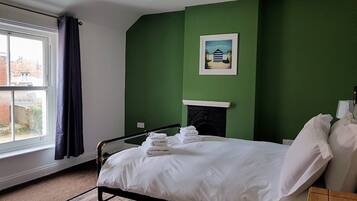 2 bedrooms, free WiFi, bed sheets