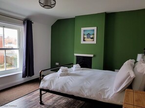 2 bedrooms, free WiFi, bed sheets