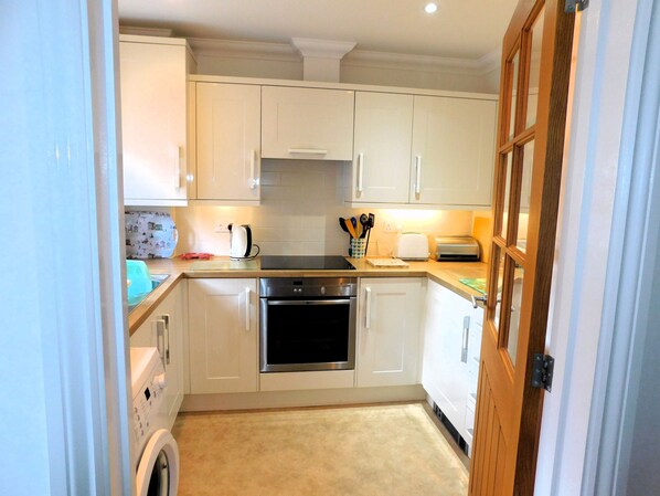 Microwave, highchair