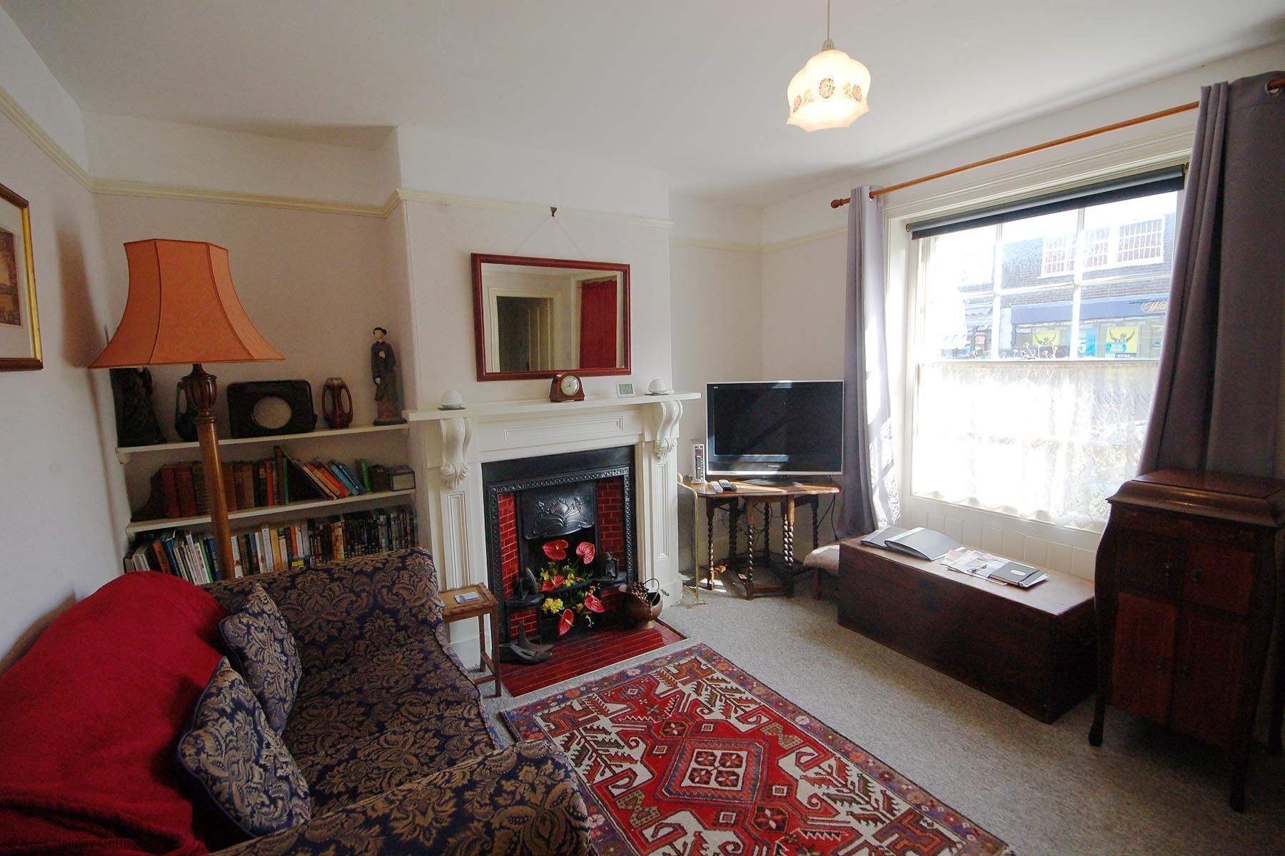 Annie's, Sheringham - A Delightful Cottage, Oozing Character And Charm. Pet Friendly. - Sheringham