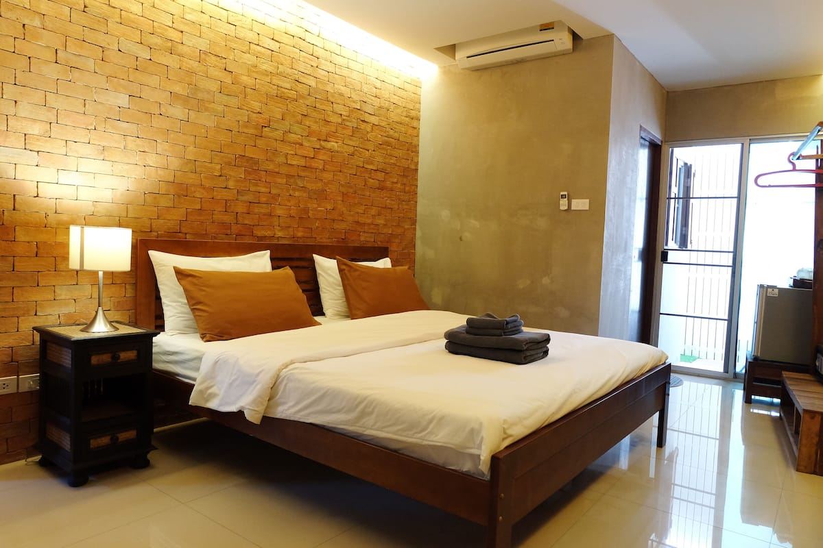 Family Quadruple Room, 2 Bedrooms, Ensuite, Courtyard Area | 1 bedroom, in-room safe, blackout drapes, rollaway beds