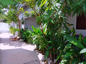 Superior Twin Room | Terrace/patio - Lilly Holiday Hotel (Siem Reap)