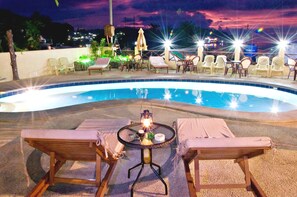 Outdoor pool, open 7:00 AM to 11:00 PM, pool umbrellas, pool loungers - Oriental Sabang Hill Resort (Puerto Galera)