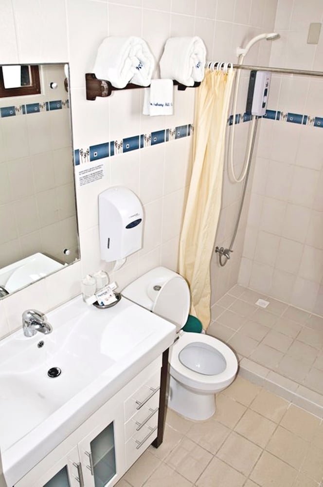 Oriental Sabang Hill Resort with Bar and Restaurant by null