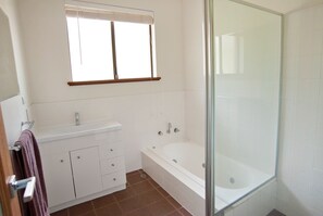 Ferienhaus, 5 Schlafzimmer | Badezimmer | Dusche, kostenlose Toilettenartikel, Haartrockner, Handtücher