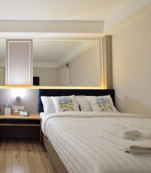 มินิบาร์, ตู้นิรภัยในห้องพัก, ห้องพักตกแต่งอย่างมีเอกลักษณ์