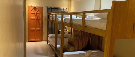 Dortoir Partagé Standard, dortoir mixte