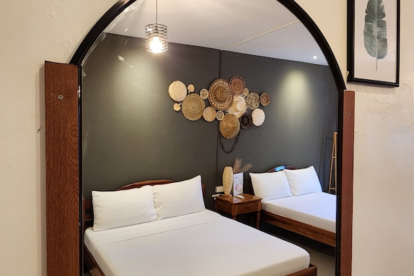 Standard Quadruple Room, 2 Double Beds | Desk, iron/ironing board