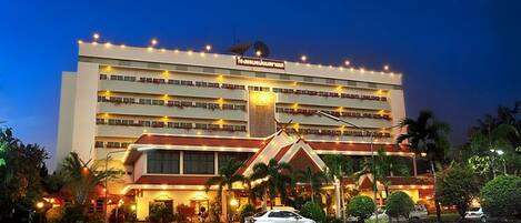 Front of property – evening/night