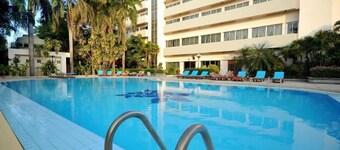 Mae Yom Palace Hotel