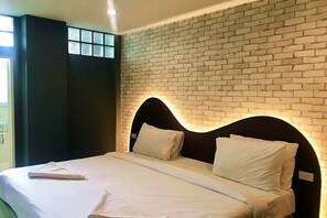 Superior-Doppelzimmer | Schreibtisch, Verdunkelungsvorhänge, kostenloses WLAN, Bettwäsche