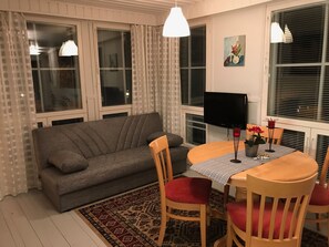 Apartment, 2 Bedrooms | Living area